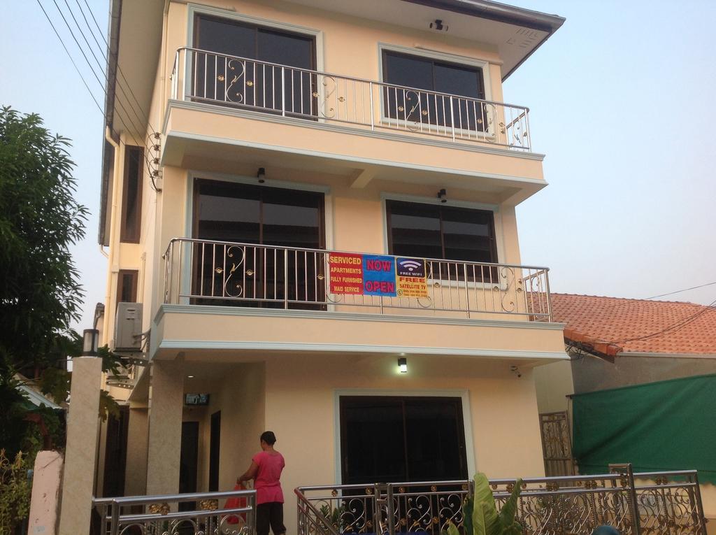 Junior Apartment Pattaya Buitenkant foto